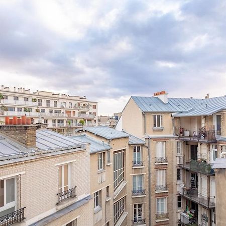 Paris Eiffel Studio Exterior photo